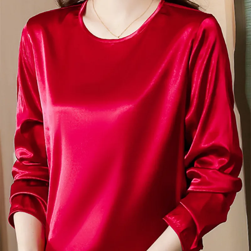 

Блузка женская однотонная с длинным рукавом и круглым вырезом