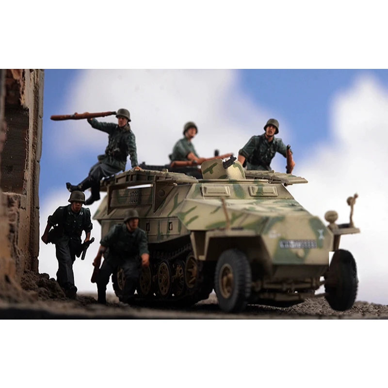 Модель немецкой куклы Sd.Kfz.251 масштаб 1:72 5 шт.