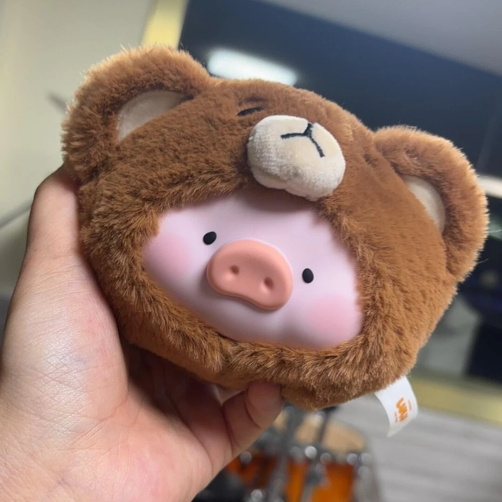 Фото LULU THE PIGGY Animal Party Earphone Bag Blind Box Pendant Cute Surprise Bag Kawaii Mystery Box Desktop Ornament Keychain Toys №4