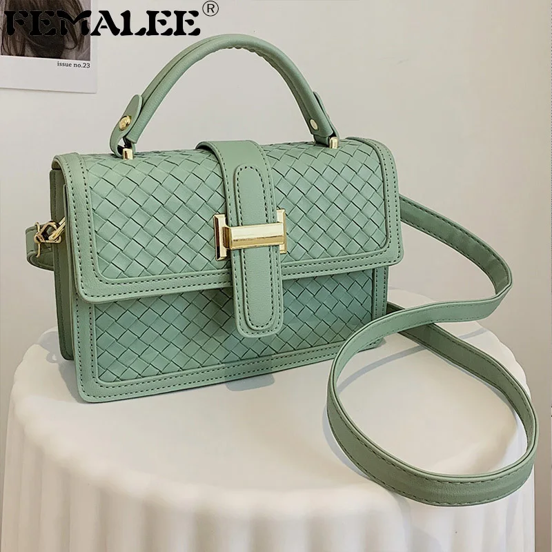 

Новинка дизайнерская плетеная женская сумка через плечо с ремнем и замком Роскошная брендовая сумка 2022 плетеная женская сумка-тоут высокок...