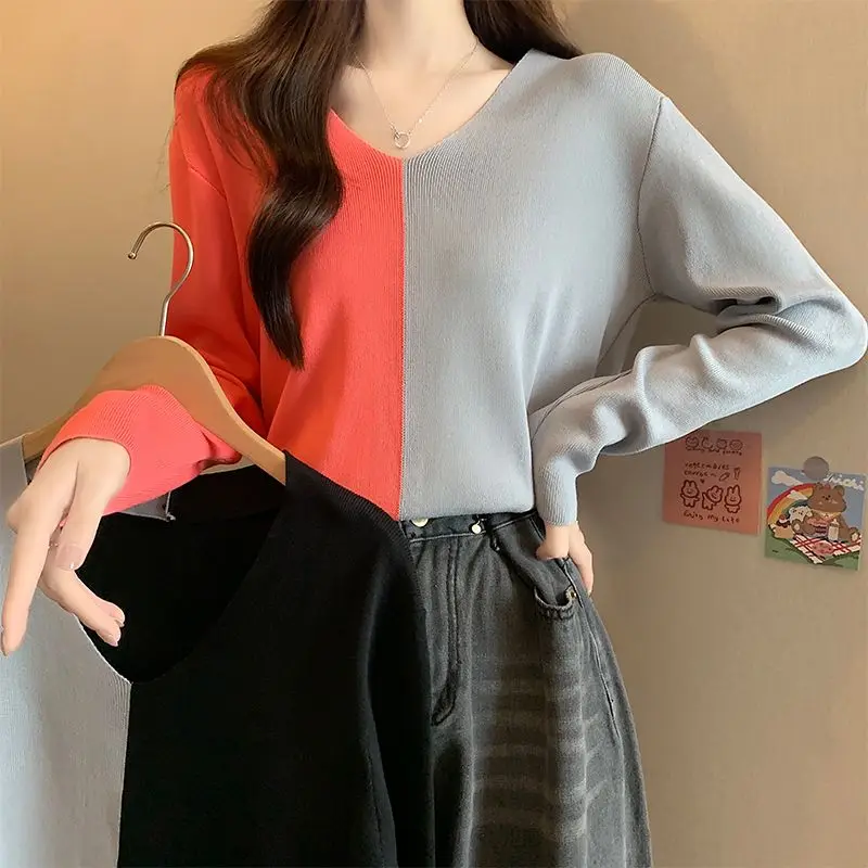 Женский свитер контрастных цветов свободные универсальные пуловеры с V-образным