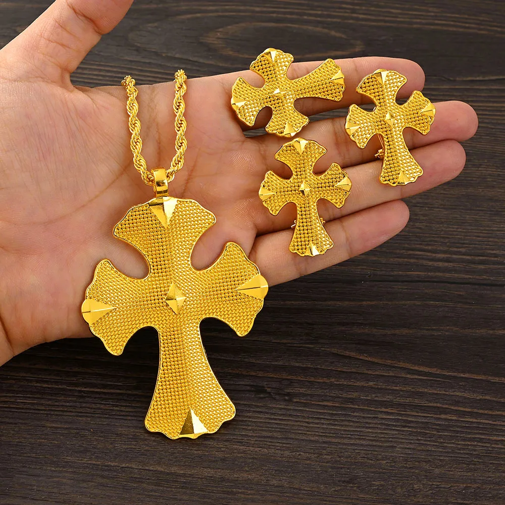 Женский комплект из колье серёг и кольца с кулоном в виде креста