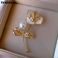 new stylish metal rose flower brooches encrusted with pearl for girlfriend lover women suit pins wedding jewelry accesorios