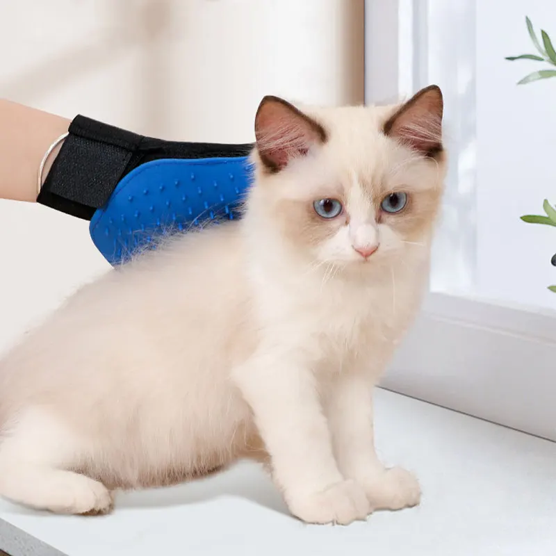 Силиконовые перчатки для ухода за домашними животными