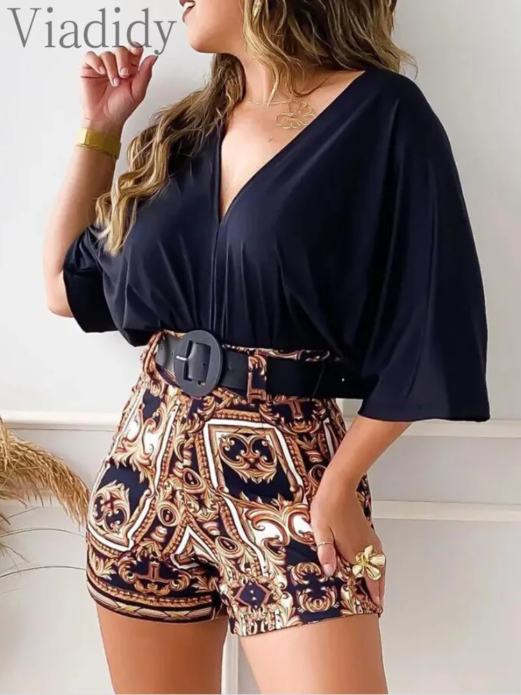 

Women Summer Solid Color V-Neck Top and Print Shorts 2pcs Set With Belt