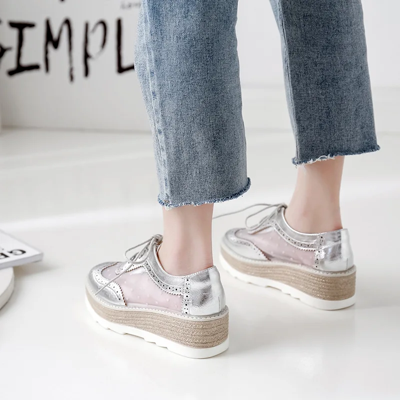 Женские лоферы Обувь с перфорацией типа броги Новинка 2022 года Сезон лето на