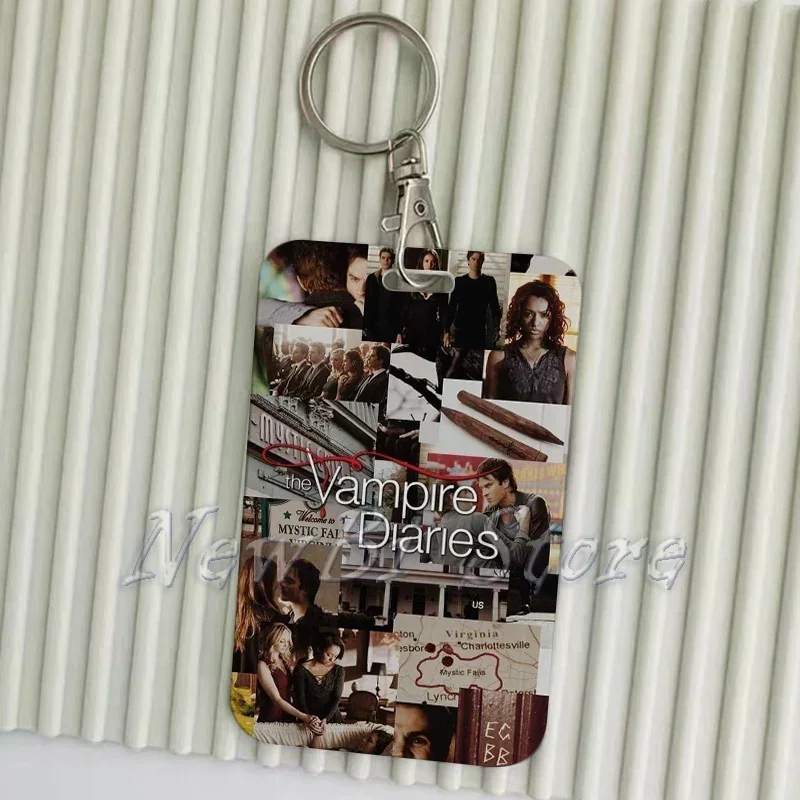 Брелки с надписью Дневники вампира