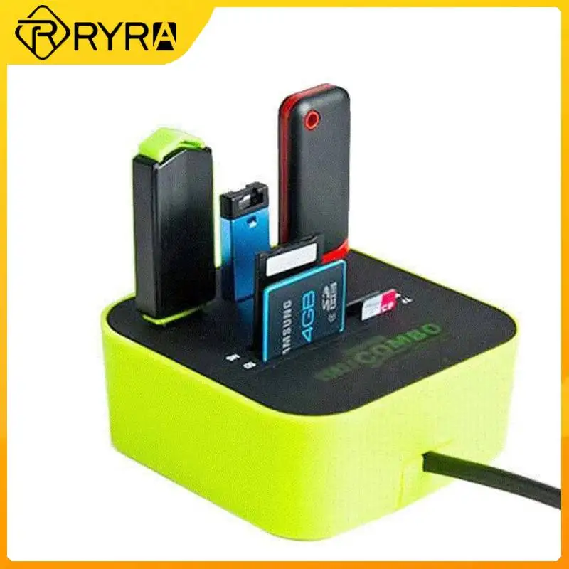 

USB-концентратор RYRA с 3 портами и кардридером Micro-USB