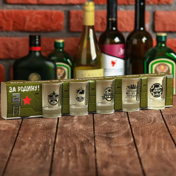 Набор рюмок &quotБронепоезд&quot (6 штук 50 мл)