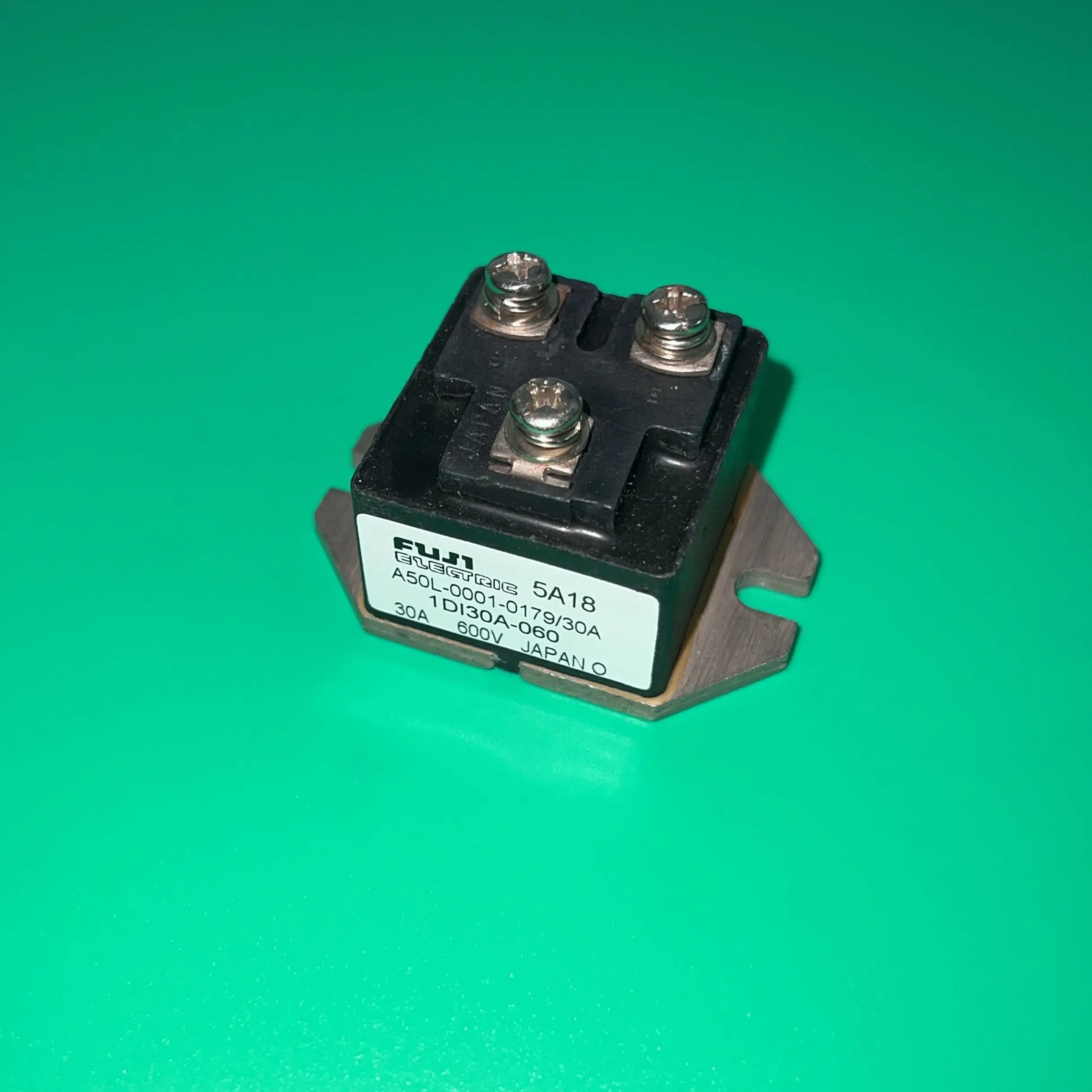 Фотоэлемент/30A 1DI30A-060 30A 600V, фотоэлемент IGBT, фотоэлемент A50L0001017930A, фотоэлемент A50L00010179/