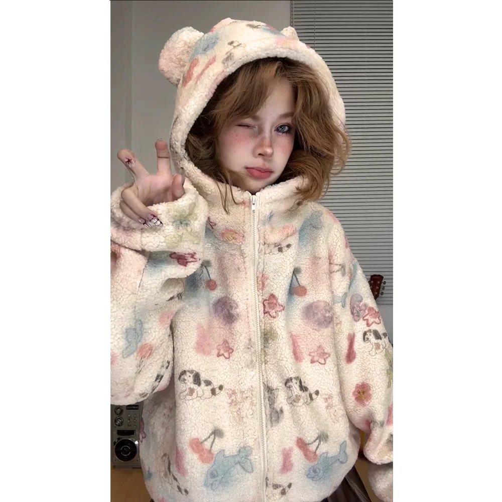 Фото Хлопковая зимняя куртка Kawaii с граффити из овечьей шерсти, женская Cutecore, теплые толстовки с капюшоном на молнии, корейское Y2K, Лолита, бежевое, розовое, пушистое пальто №2