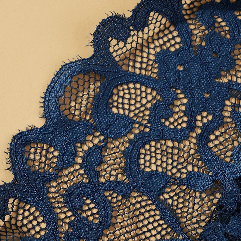 Женские кружевные трусики с высокой талией