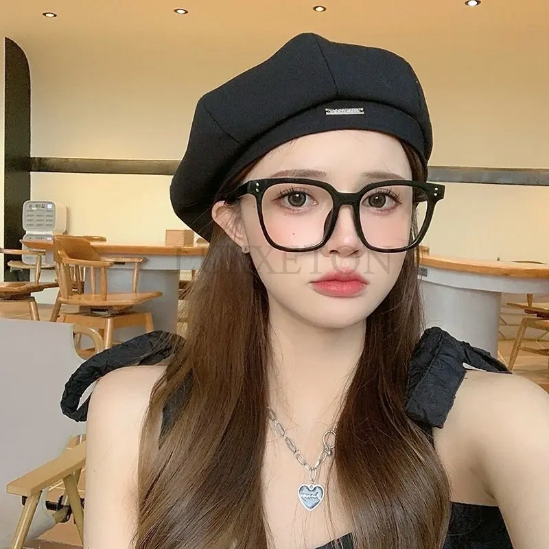 

Black Beret Women SummerinsInternet Celebrity Beret Design Sense Niche Thin Painter Hat 2022New LUXXETON