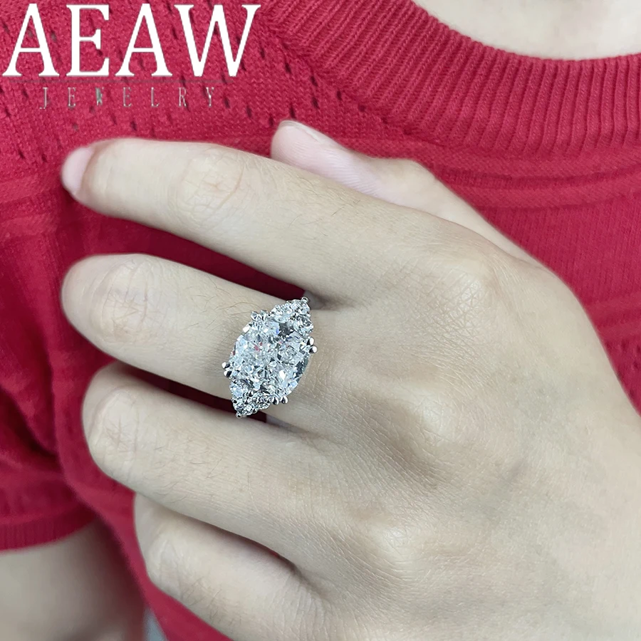 Кольцо обручальное с белым бриллиантом