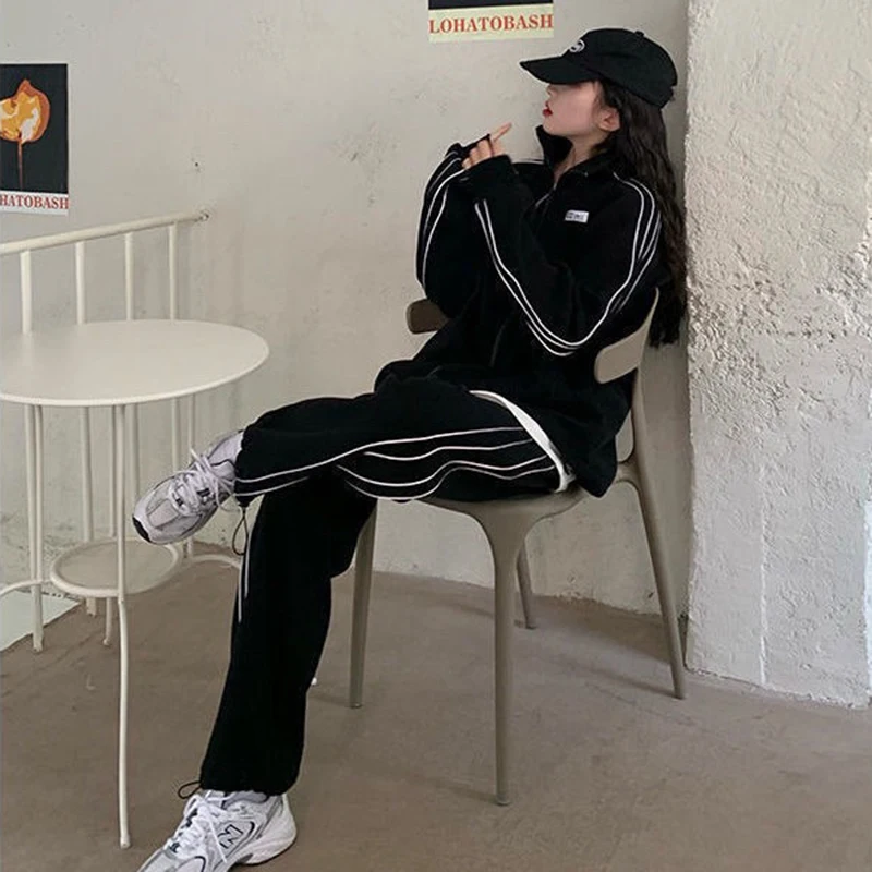 

Spring Summer Chic Reflective Tracksuits For Women High Street Casual Sportwear Sweatsuit Lady Long Sleeve Two Pieces Suits
