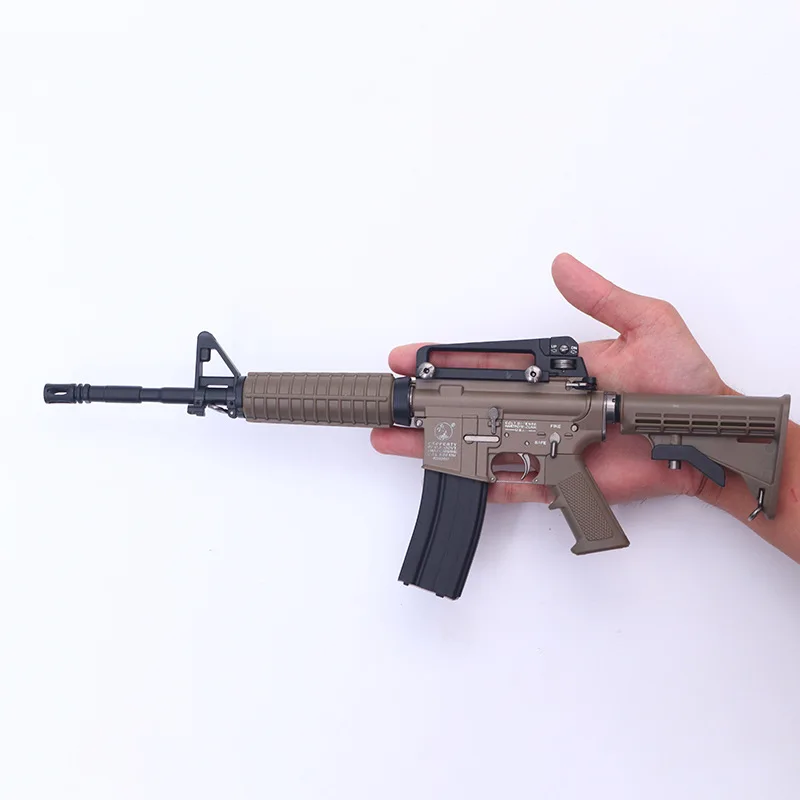 

1:2.05 M4A1 Assault Rifle Miniature Alloy Detachable Fake Gun Adult Collectible Toys Showcase Living Room Home Decor Accessories
