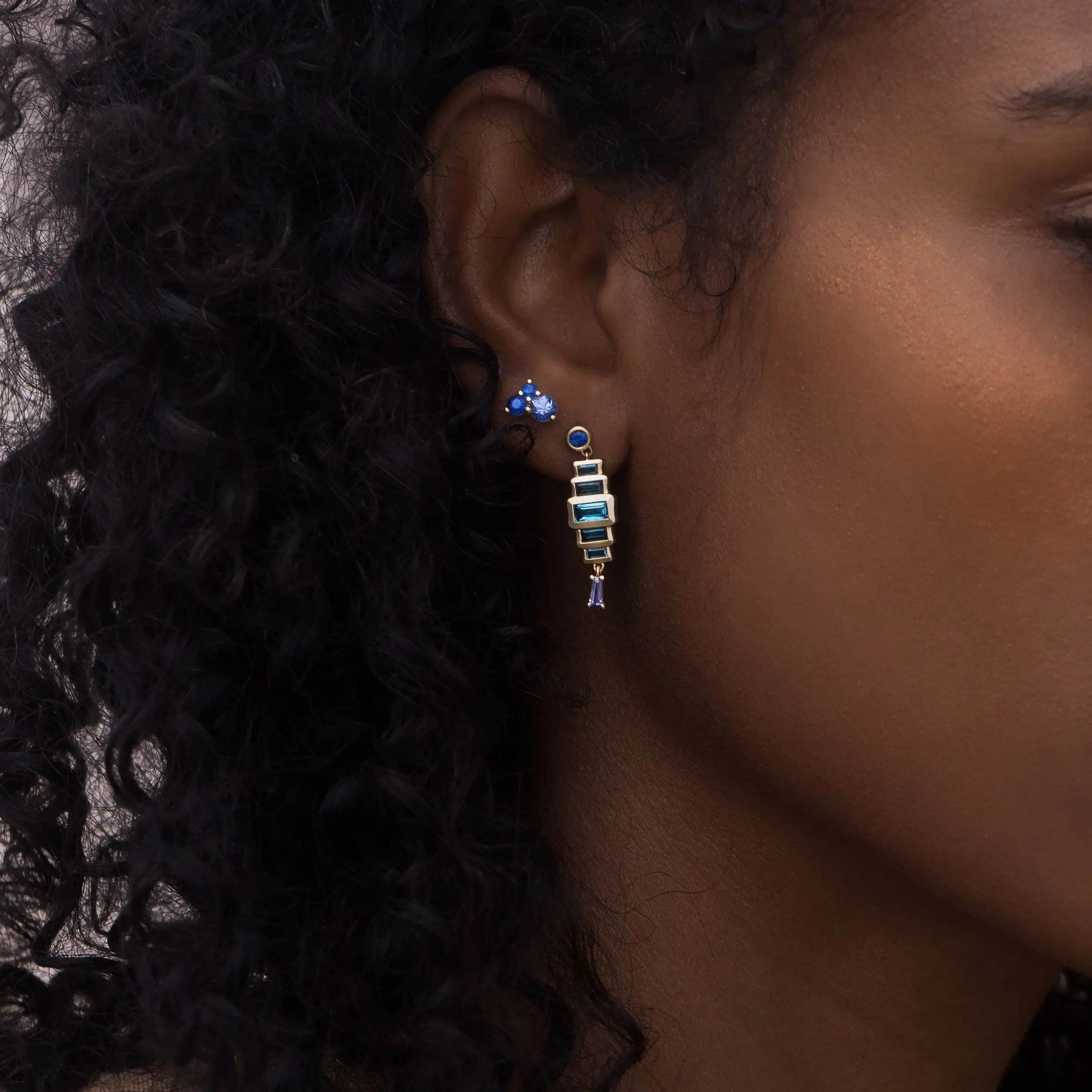 

Stunning S925 Sterling Silver Stacked Blue Baguette Stud Earrings