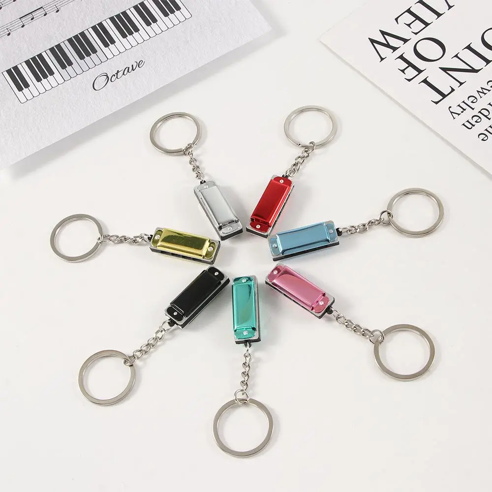 

Mini 4 Holes Woodwind Instruments Gifts for Kids Bag Pendant Harmonic Keyring Keys Holder Hanging Pedants Harmonica Keychain