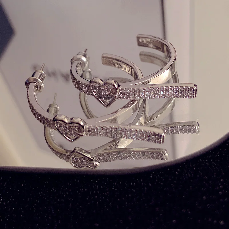 

European and American wild love belt buckle earrings cool geometric fashion temperament earrings