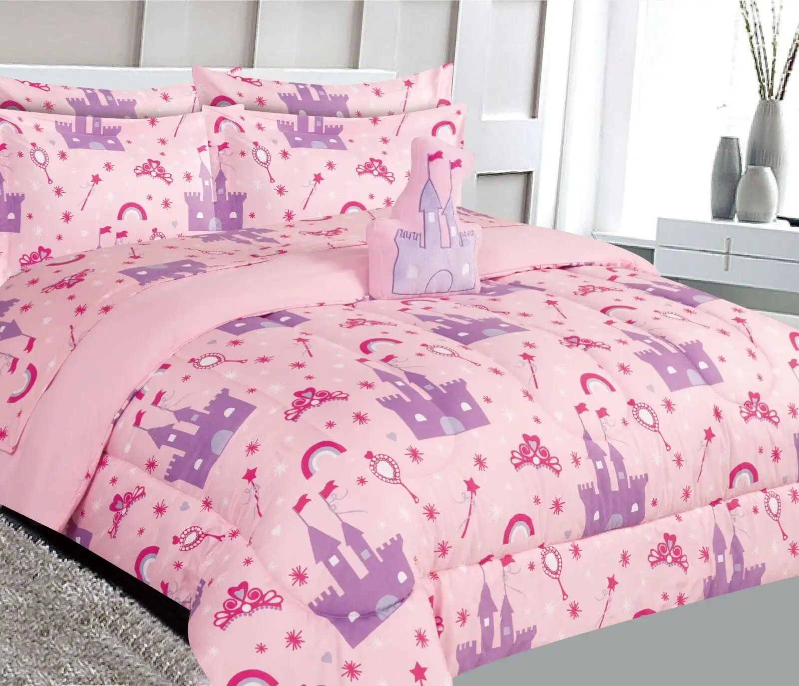 

6 piece Twin princess bed in bag comforter and sheet set for Kids and Teens