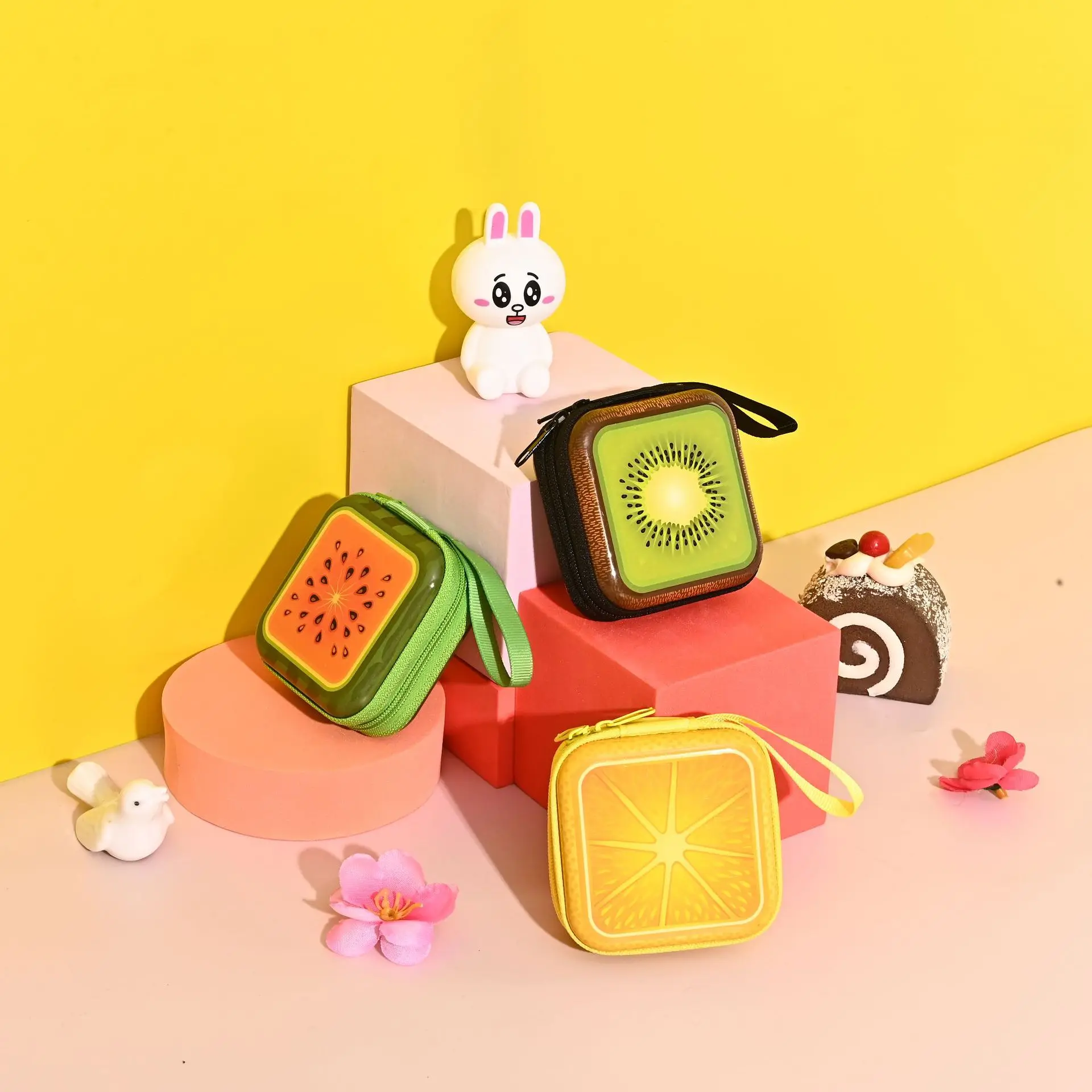 

Fruit type square tinplate coin purse Mini portable round zipper headphone bag Data cable storage bag
