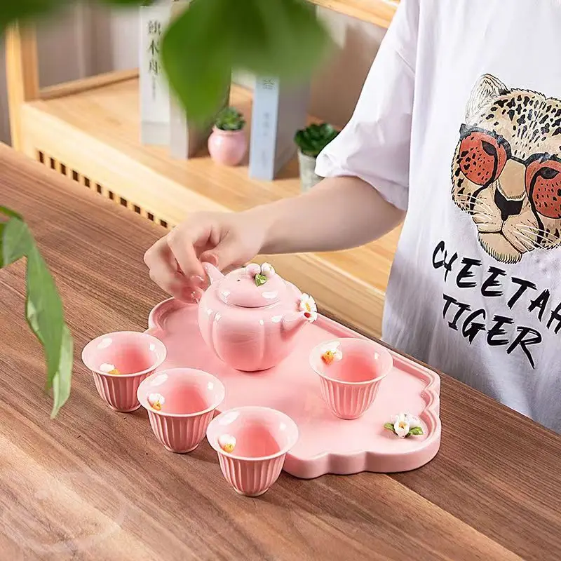 Luxury Tea Cup Set Royal Albert Saucer Teapot Cups Sets Pet Ceremony Tableware Tee Gong Fu Teaware Chinese Infuser Puer Tool Pot