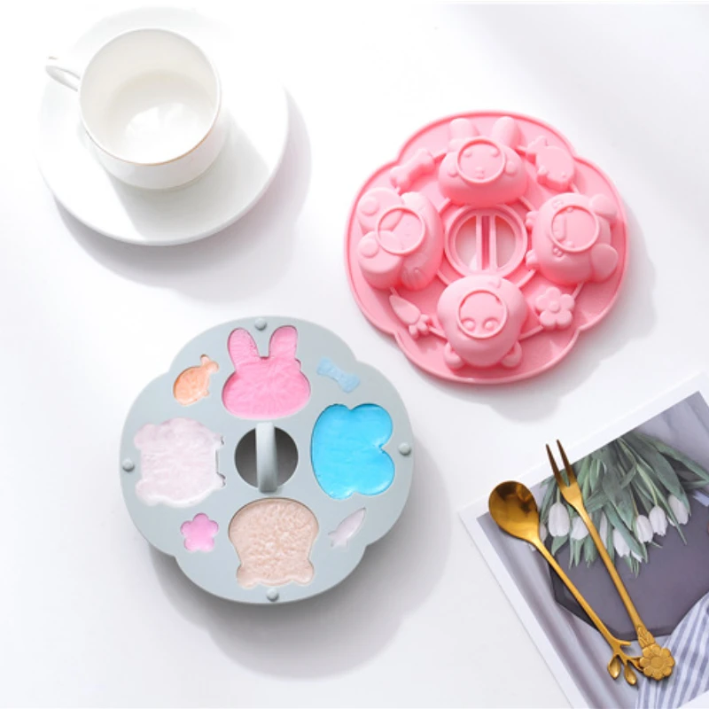 

Cartoon Silicone Mold Steamed Pastry Rice Cake Mold Pudding Jelly Chocolate Mold with Lid Baby Food Supplement Dessert Cake Mold