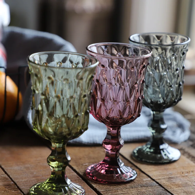 

1Pc 210ml Embossed Wine Glasses Drinking Cup Wedding Banquet Wine Glass Retro Champagne Juice Glass Beverage Goblet Purple Grey