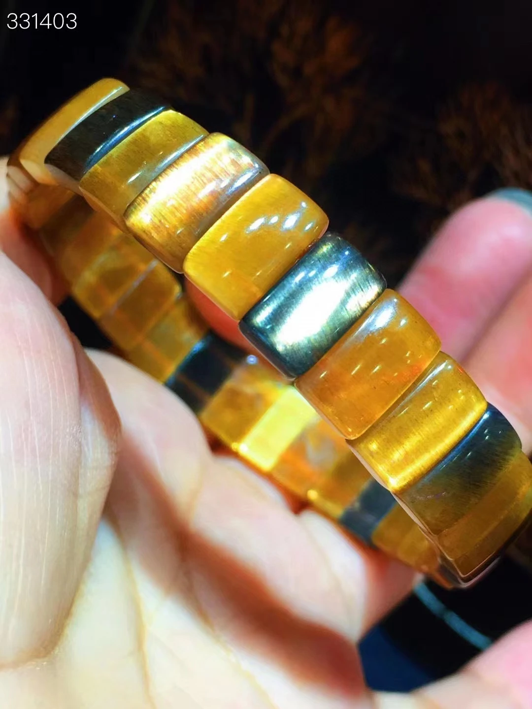 

Женский браслет из бусин из лунного камня, размер 11,2x7x4,2 мм