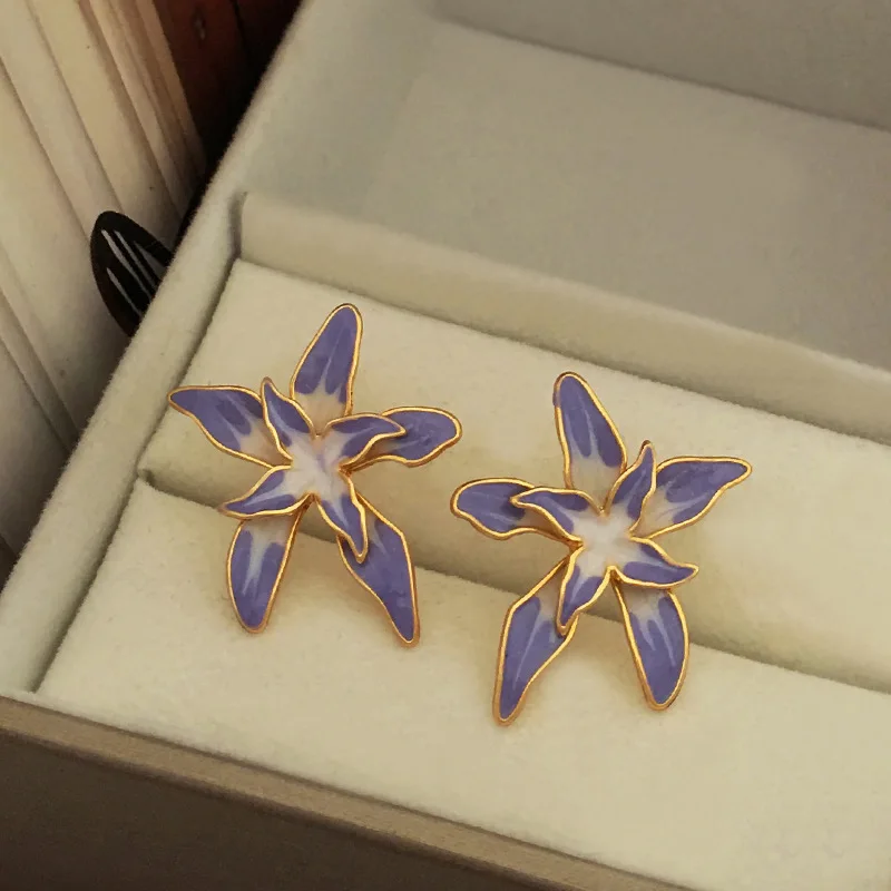 Серьги в стиле бохо с градиентом фиолетовые и белые цветочные серьги инстаграма