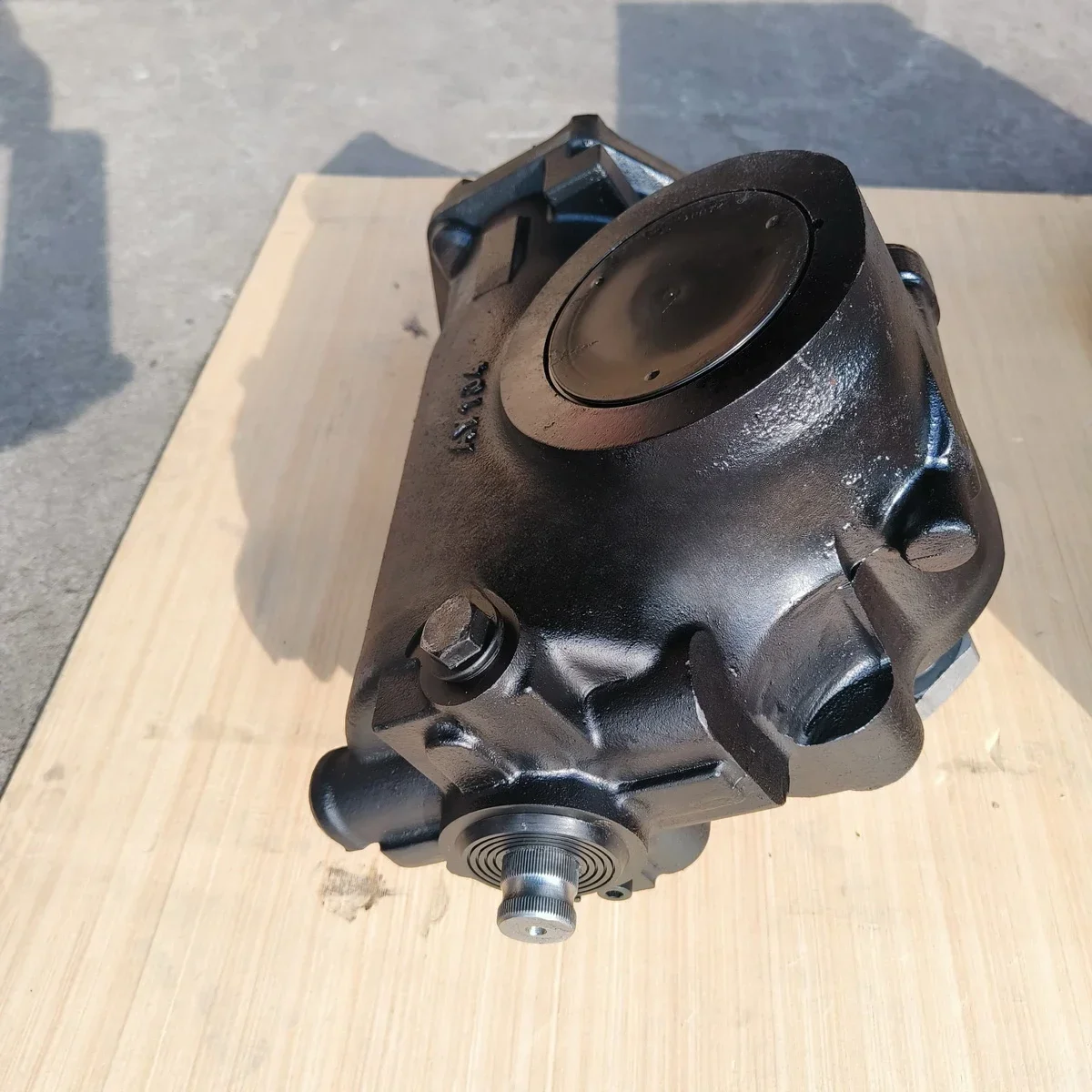 Изделие можно настроить. рулевая машина грузовика