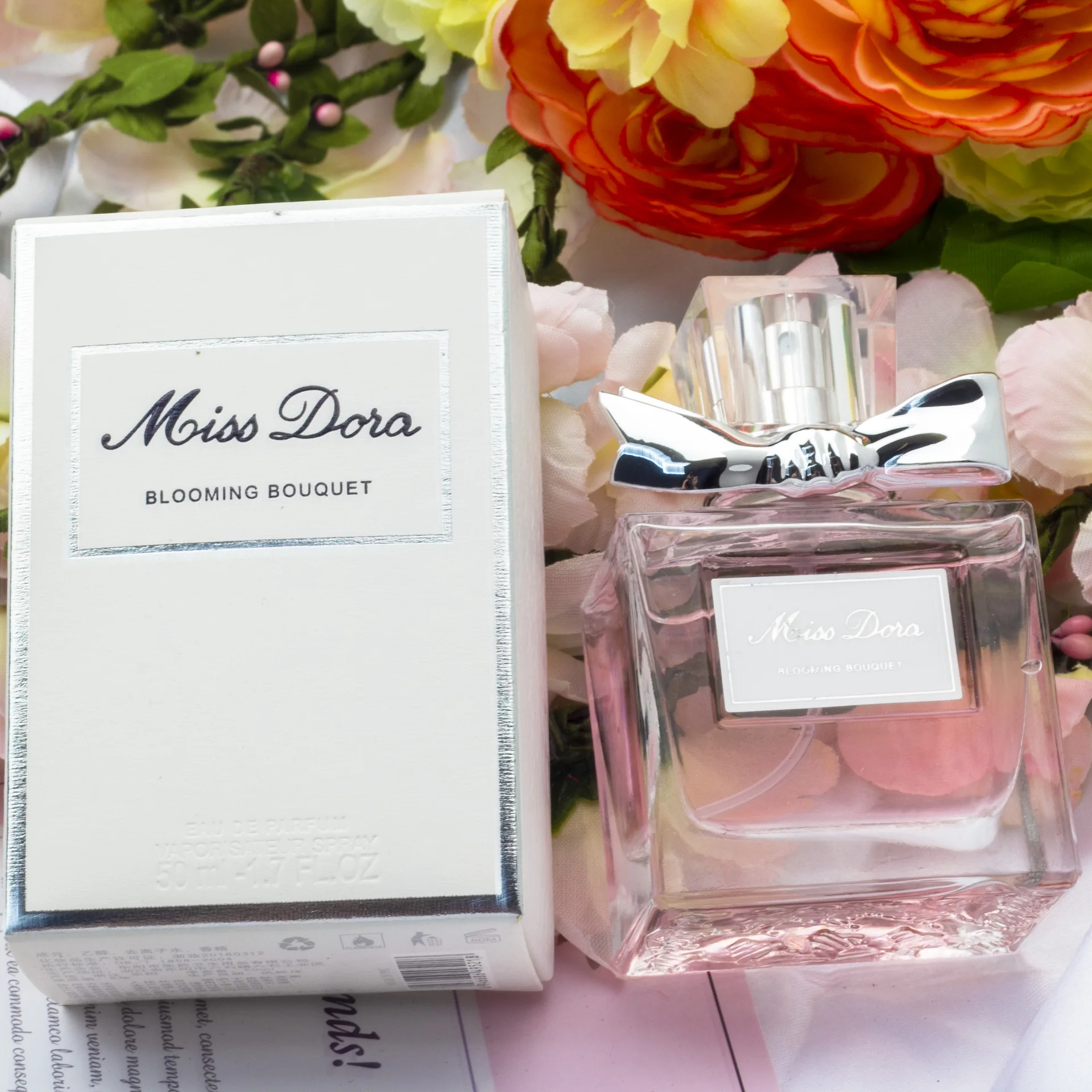 

Hot Brand Perfume Women High Quality Eau De Parfum Fresh Floral and Fruity Notes Long Lasting Fragrance Natural Spray for Ladies