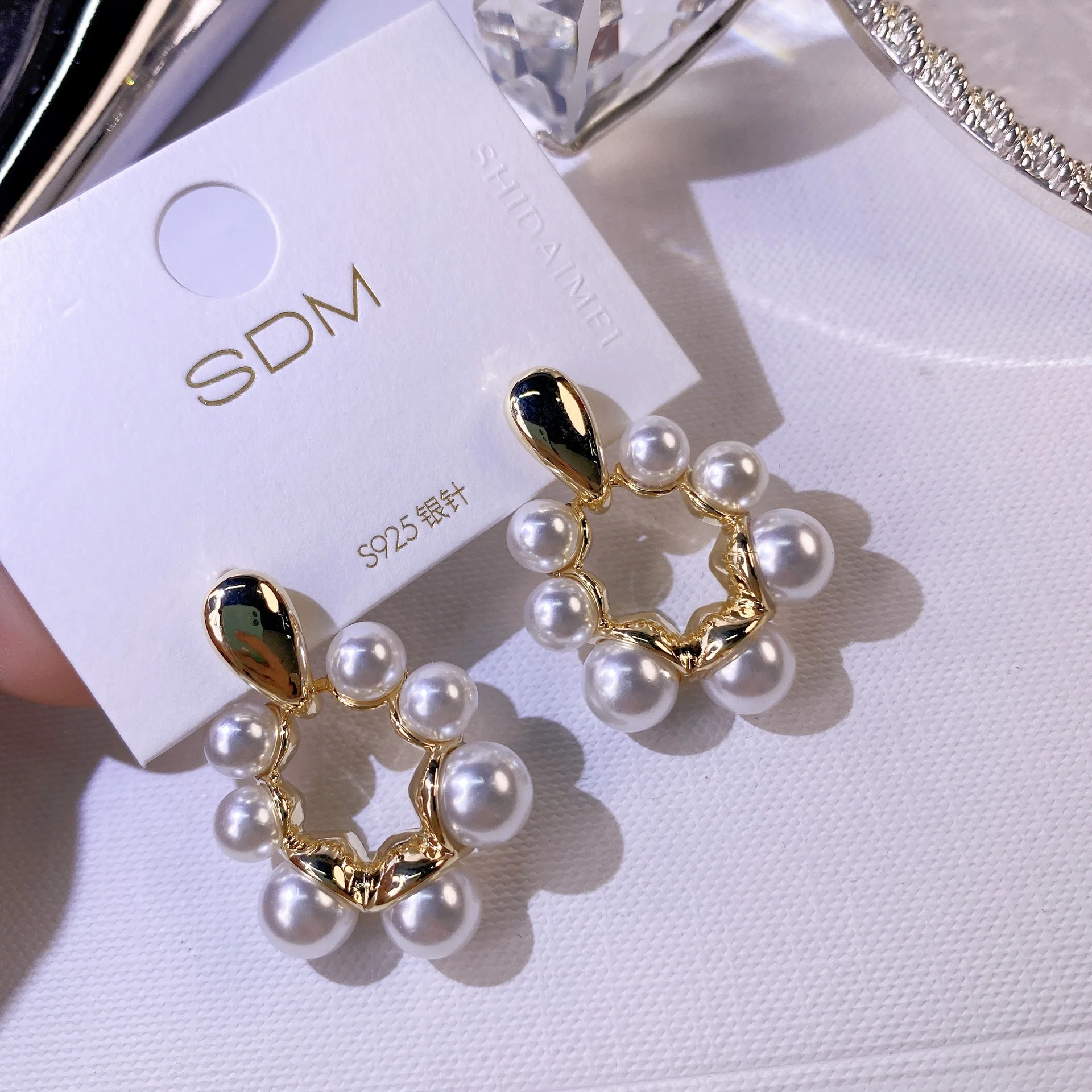 

Real Gold 925 Silver Needle Earring For Women Circle Pearl Earring Luxury Design Lady Temperament Earrings Daily Jewelry Gifts