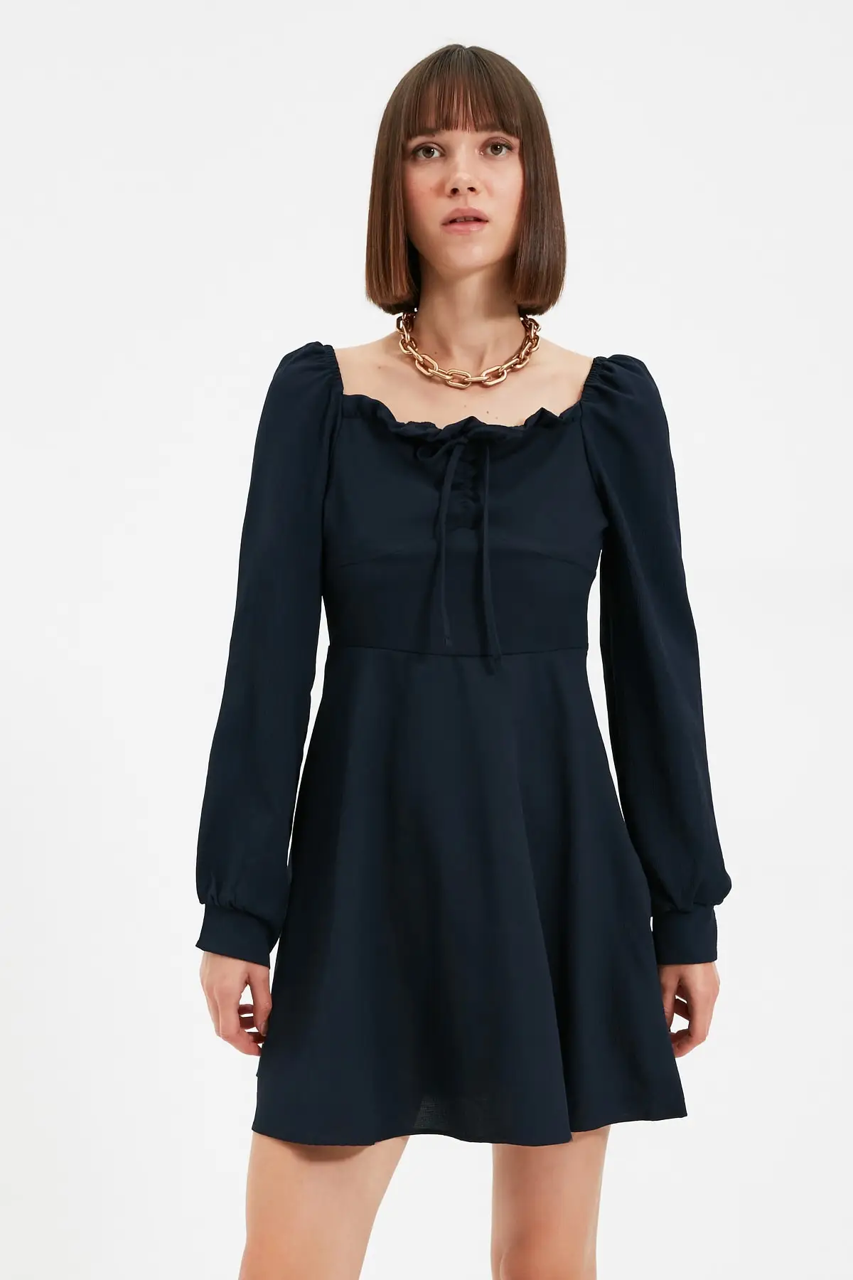 

Trendyol Collar Detailed Flounces Dress TWOAW22EL0912