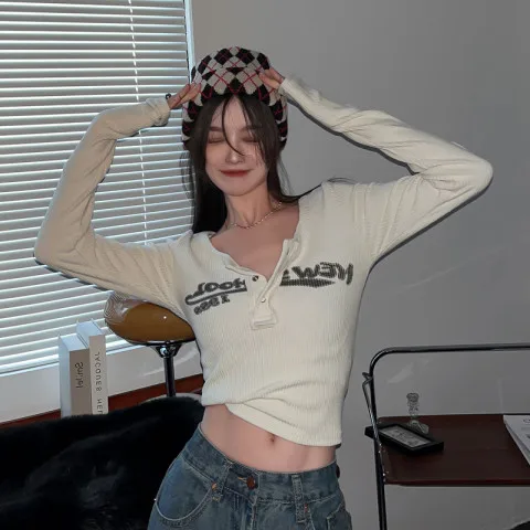 

Korean Fashion Style T Shirt Retro Graffiti Print Elastic T Shirt Sexy Long Sleeve Slim Crop Top Femme Ribbed O-neck Tee Tops