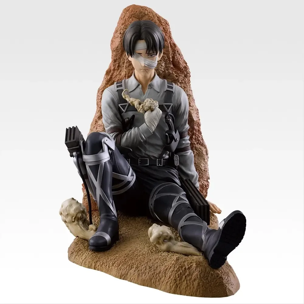 Фото Оригинальные фигурки Bandai Ichiban Kuji по мотивам «Атаки Титанов»: Титан в броне, Титан с челюстью, Леви Аккерман, Титан-основоположник, Титан-зверь. №4