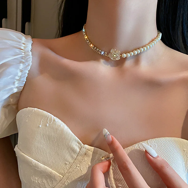 

KAITIN French Vintage Camellia Pearl Necklace Women's Light Luxury Collar Chain Neckchain Sweet Cool Spicy Girl Style 2023