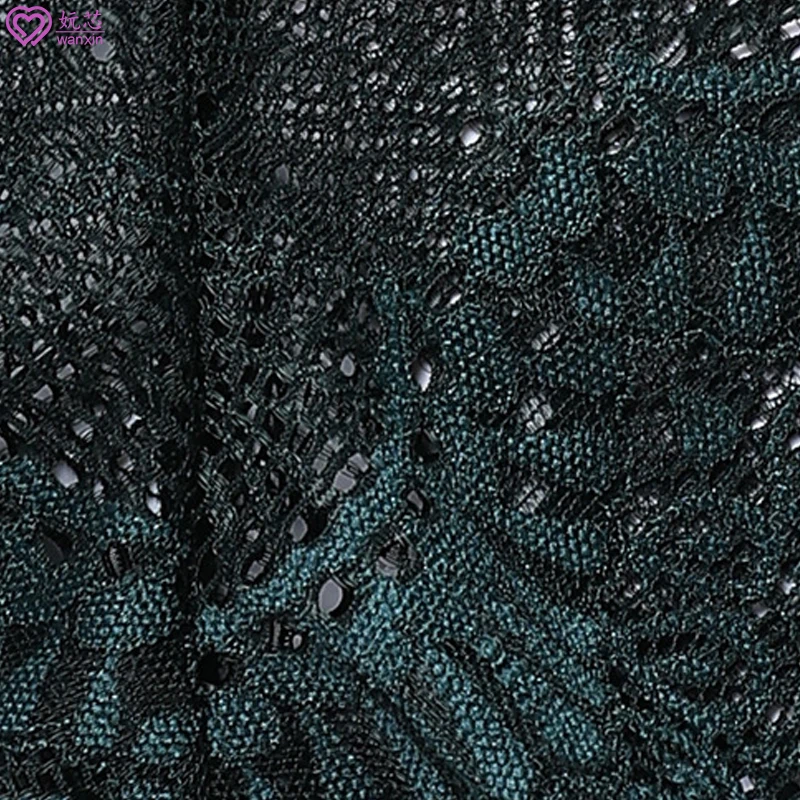 Комплект женского нижнего белья из бесшовного кружева и трусиков |