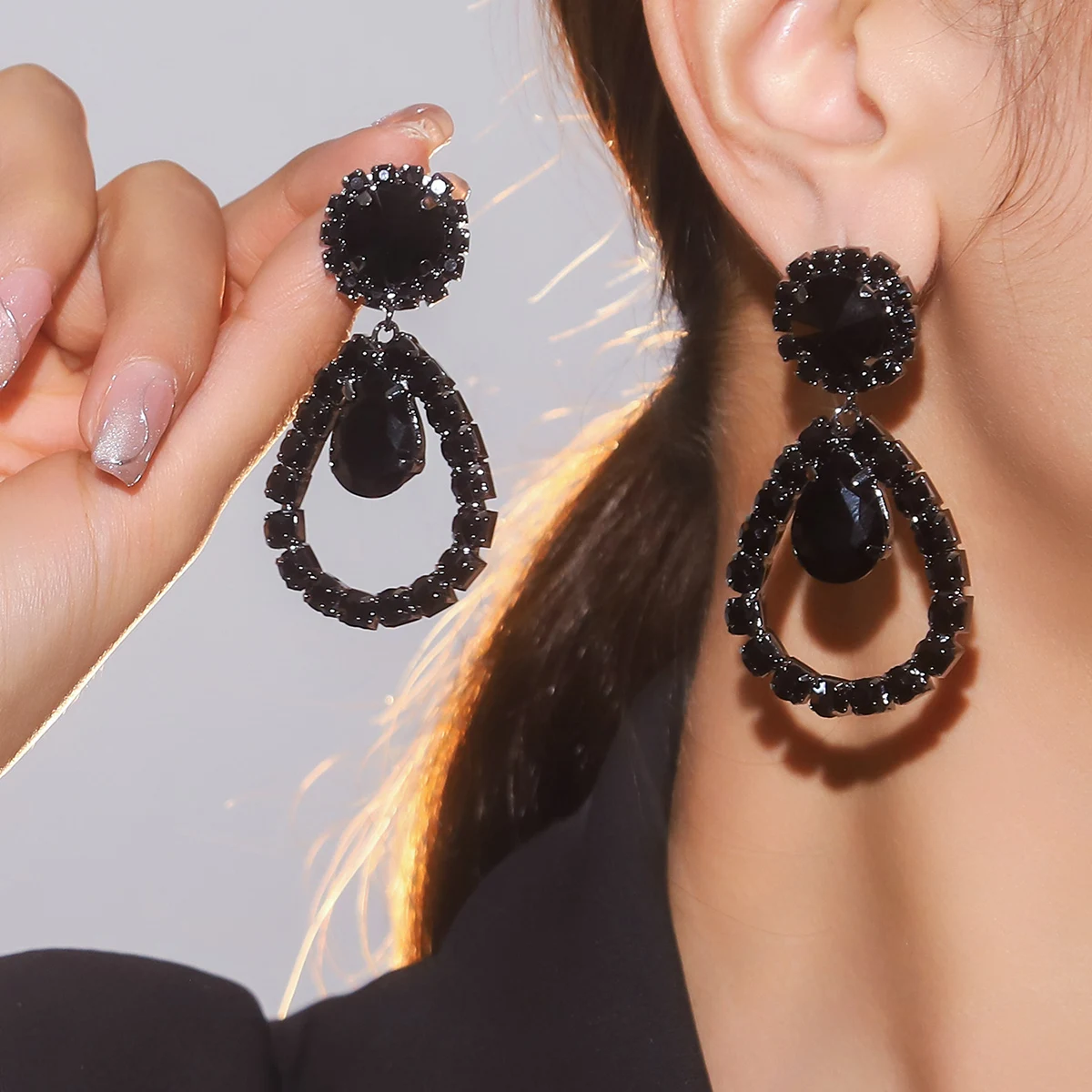 Luxury Custom Color Rhinestone Crystal Triangle Earrings for Women Bridal Drop Dangling Party Wedding Jewelry Gifts