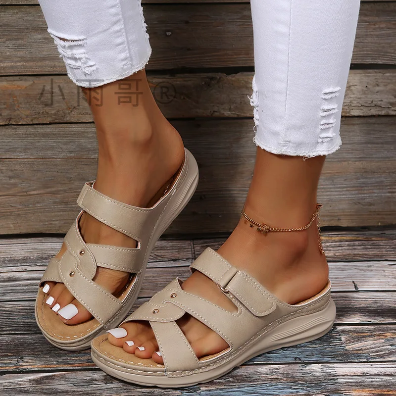 

2022 Summer Women Wedges Slippers Thick Sole Non-slip Beach Flip Flops Female Vintage Solid Color Platform Sandals Woman