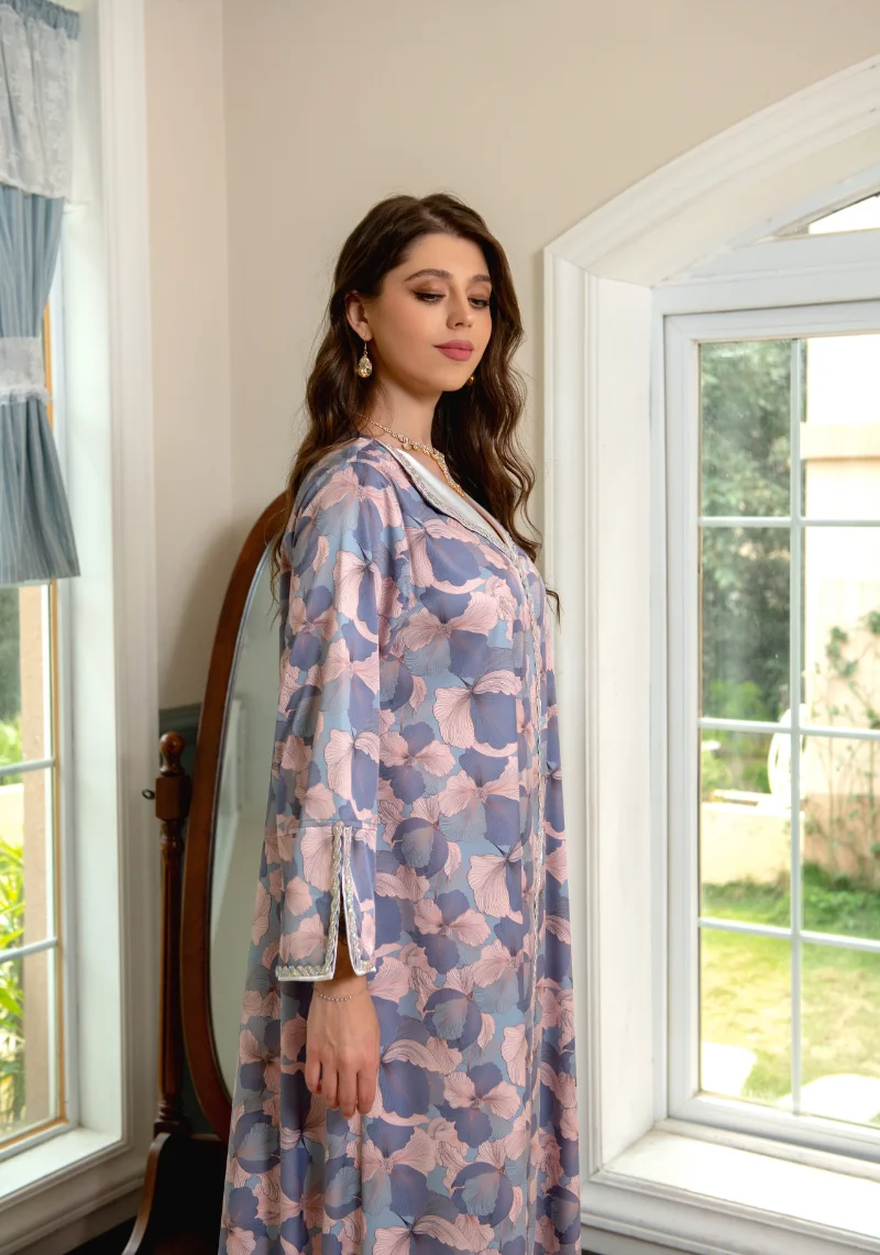 Middle East Abaya Robe New Arrivals Muslim Long Dress Diamonds Printing Long Sleeves Elegant RobeLongue Mbche Dubai