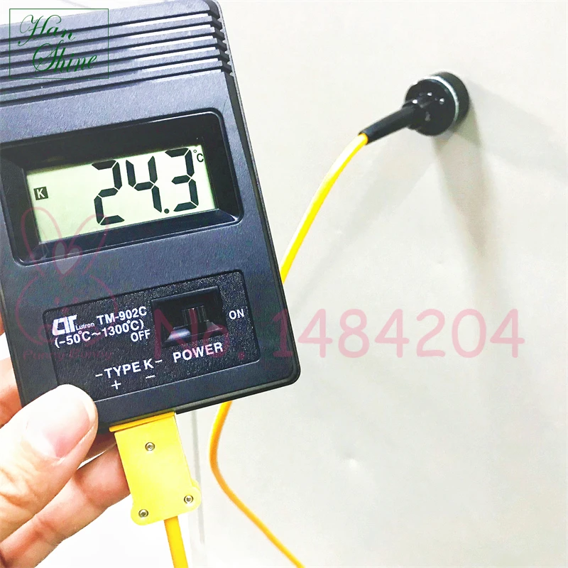 Магнитный термопарный датчик Тип К для измерения температуры поверхности в диапазоне от -50 до +260 градусов Цельсия, ручная пробка с диаметром 23 мм и кабелем длиной 2 метра, миниатюрный коннектор.