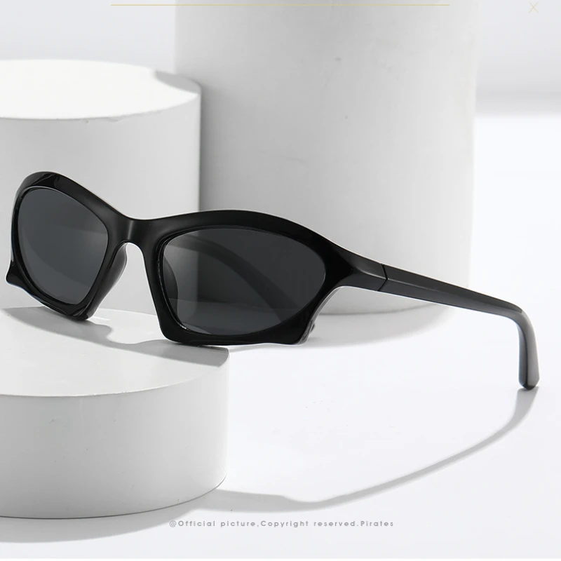 

Женские солнцезащитные очки, модные солнцезащитные очки кошачий глаз, геометрические солнцезащитные очки в стиле ретро с защитой UV400, черны...