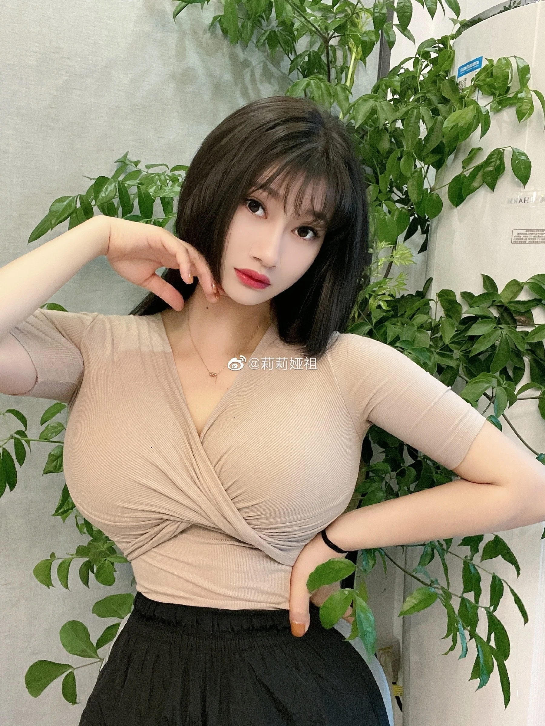 

Sports Crop Top Women Top Tshirts Fitness Gym Clothing Women's Shirt Running Workout Sport T-Shirts Sports Kroean U567