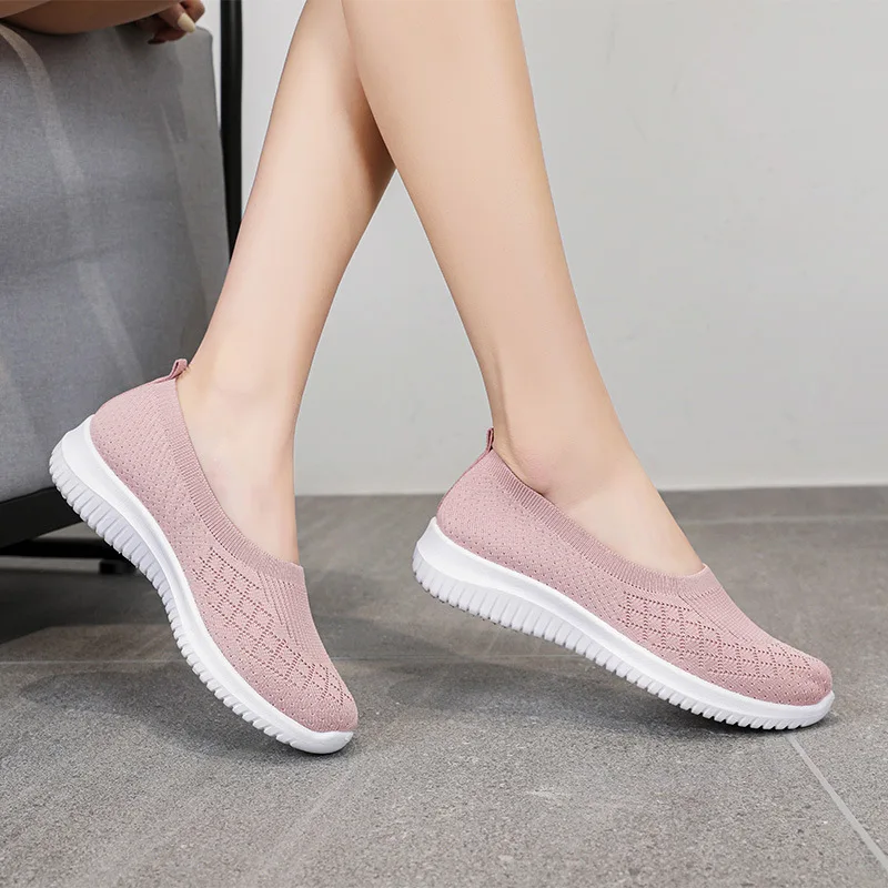 

2022 Sneakers Women Shoes Light Loafers Casual Mesh Breathable Summer Vulcanized Shoes Outdoor Slip-On Sock Shoes Plus Size 42