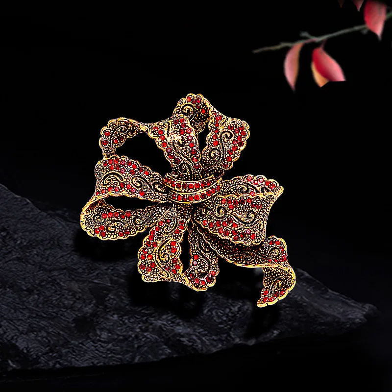

Vintage Bow Diamond Luxury Rhinestone Metal Pin Brooch брошь женская Weddings Party Casual Brooch Pins Gifts