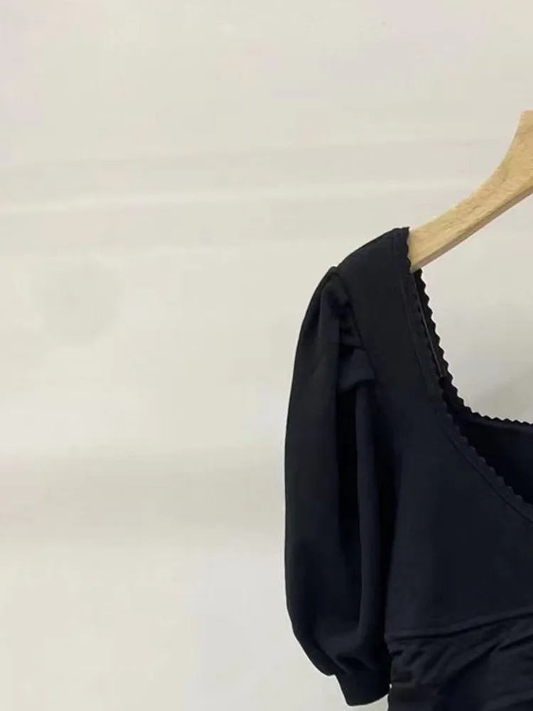 Women's Knitted Slim Mini Robes Black Pleated V-Neck French Elegance Short Puff Sleeve Female 2023 Summer Knit Dress