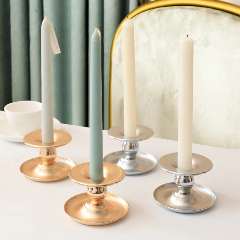 

Alloy Electroplating Candle Holder Round Candlestick Dining Table Romantic Home Decoration Candles Stand Rack Holiday Decor