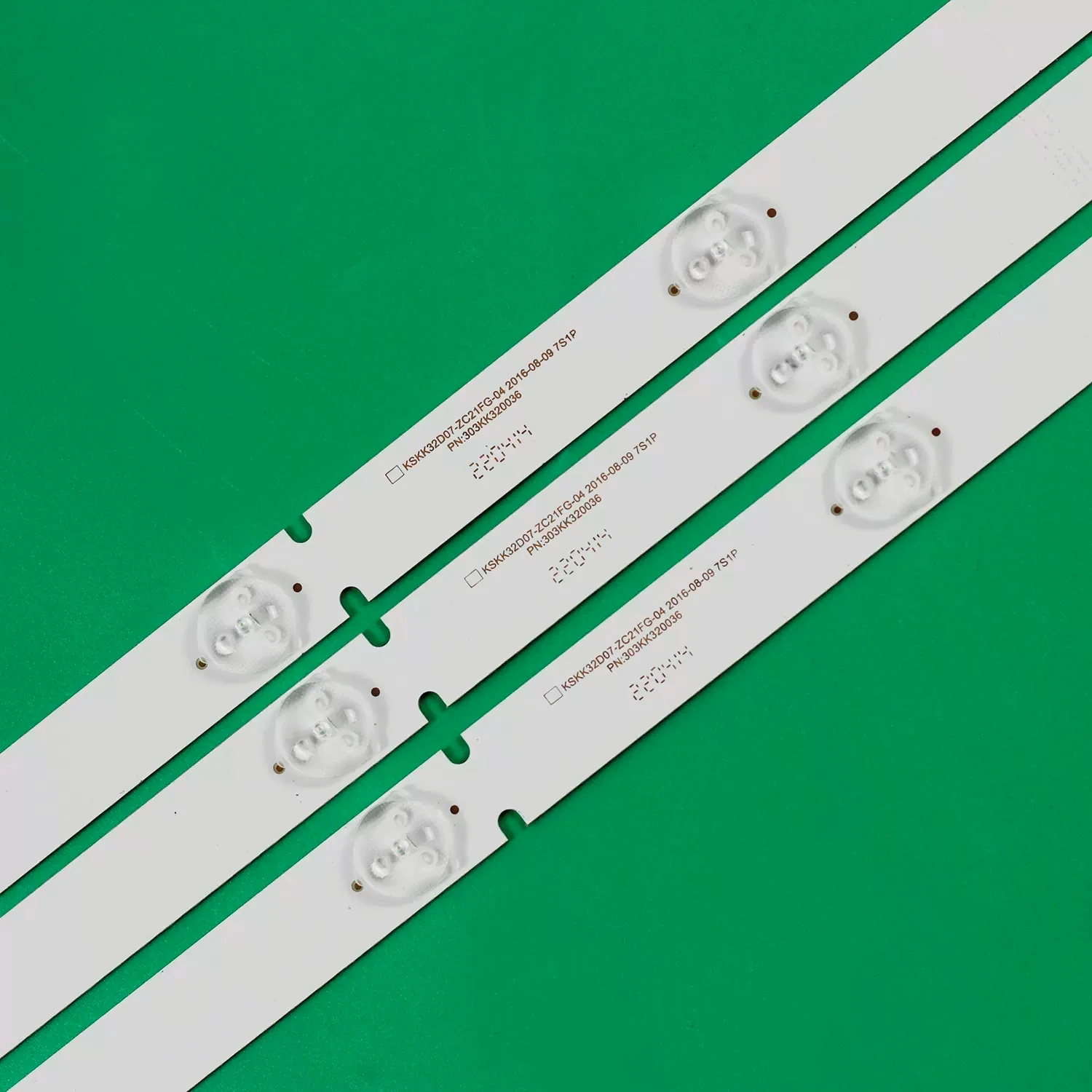 Новая светодиодная лента для подсветки телевизора DEXP H32C7200K 32YD350 303kk320036 60kk320m04 UN32J5500