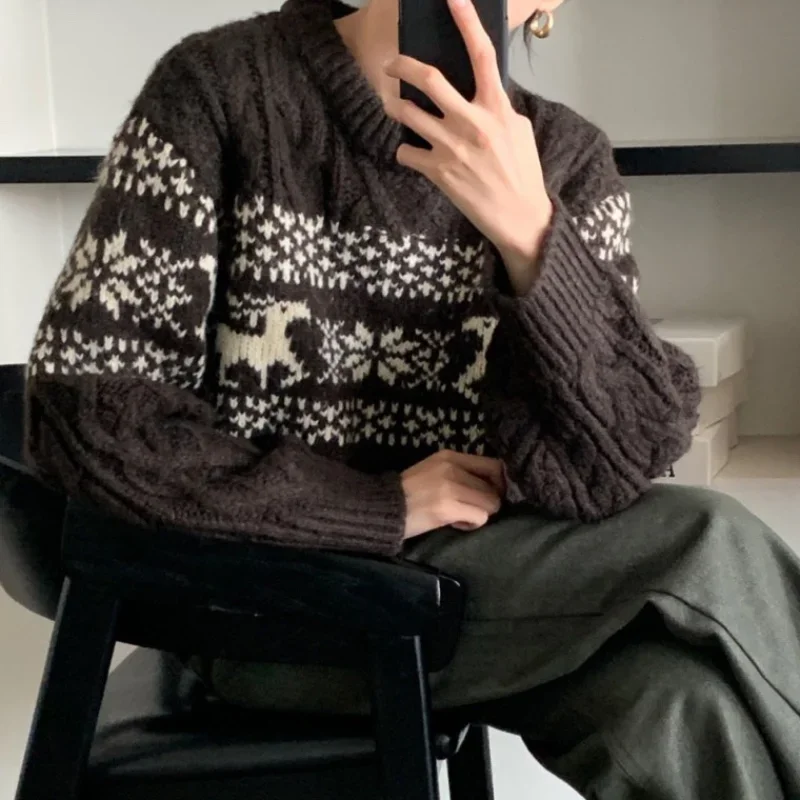 Женский трикотажный жаккардовый пуловер с длинным рукавом